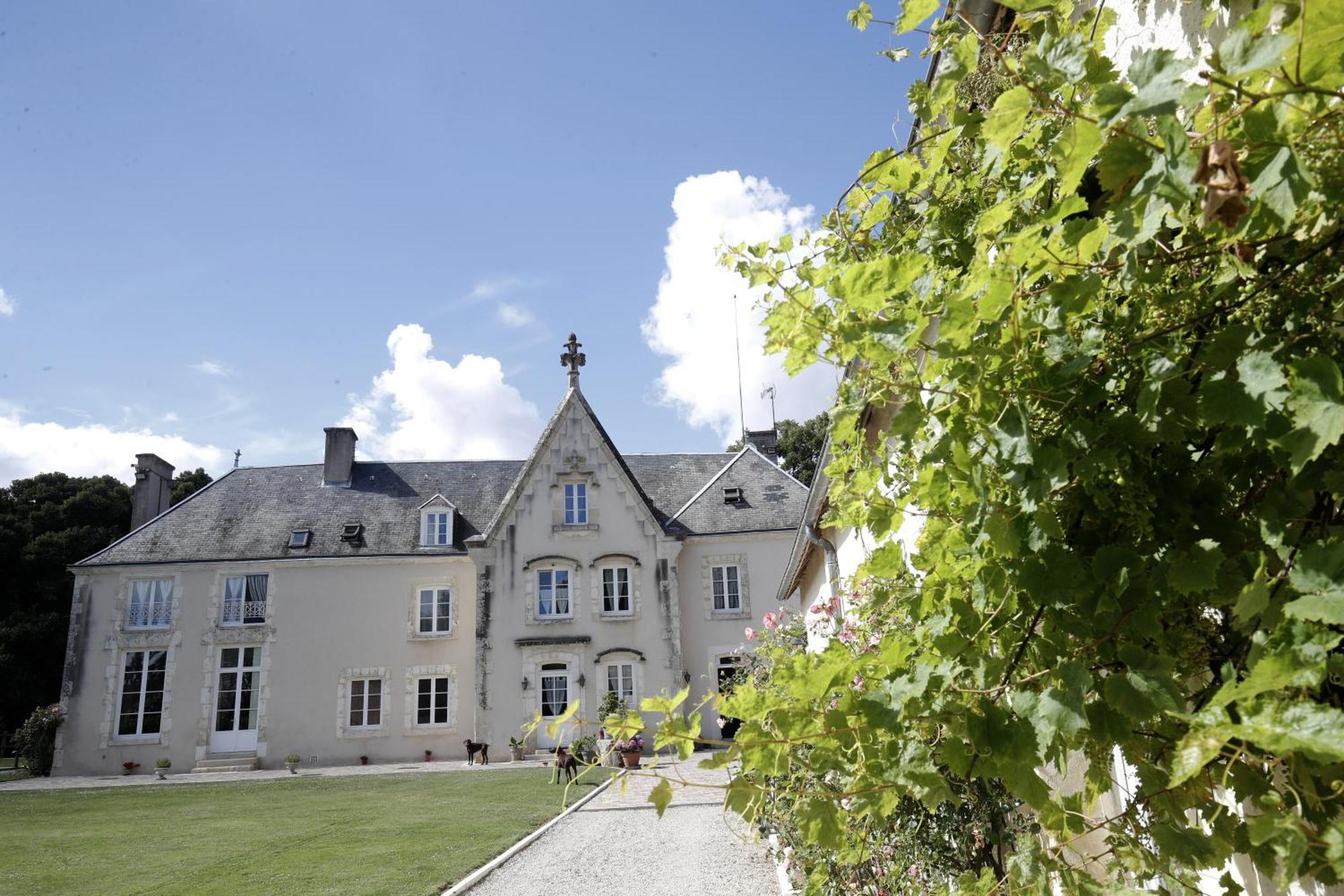 Chambres D'Hotes Chez Sylvie Donnemain-Saint-Mames Екстер'єр фото