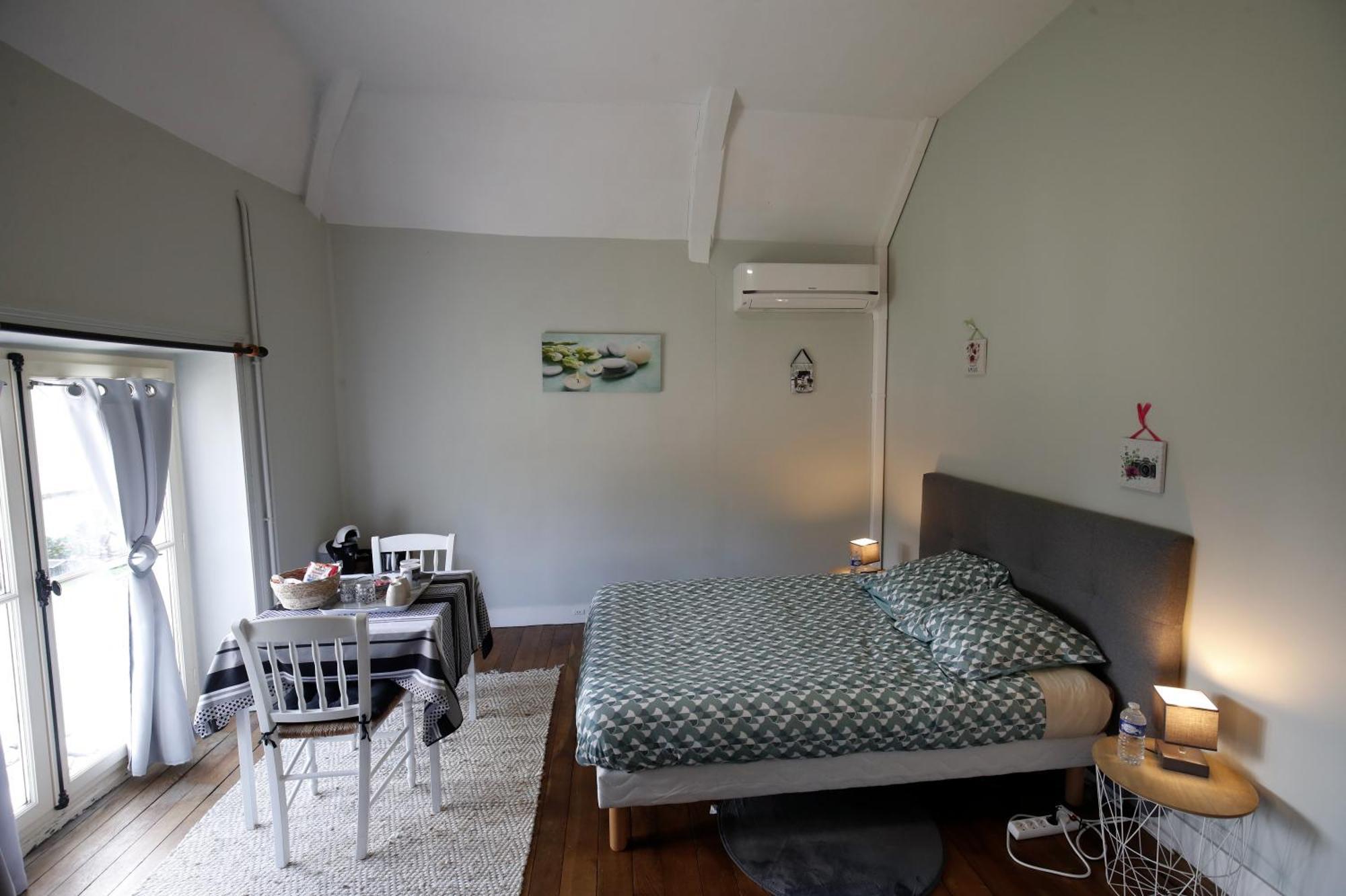 Chambres D'Hotes Chez Sylvie Donnemain-Saint-Mames Екстер'єр фото