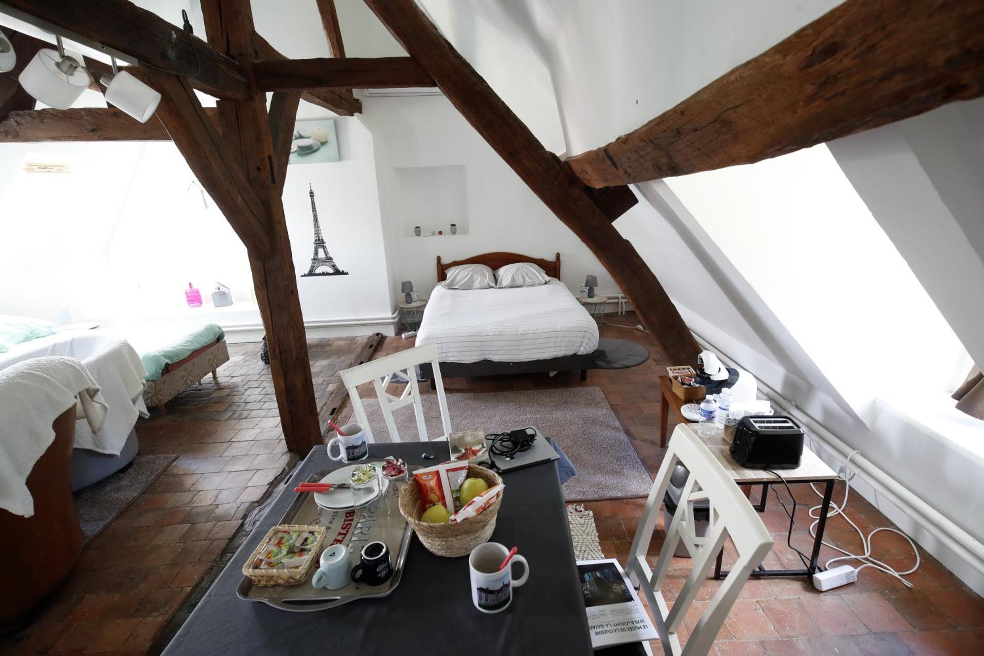 Chambres D'Hotes Chez Sylvie Donnemain-Saint-Mames Екстер'єр фото